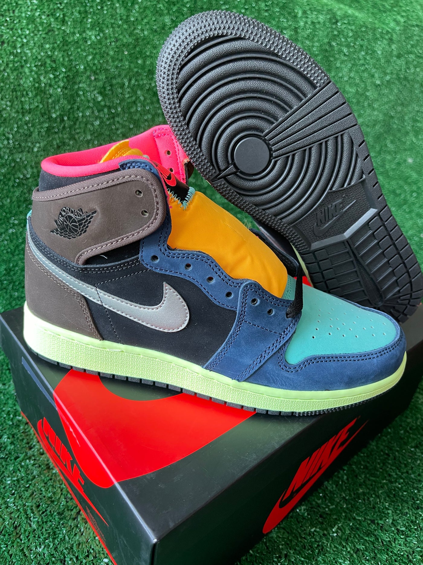 Air Jordan 1 Retro High GS "Bio Hack"