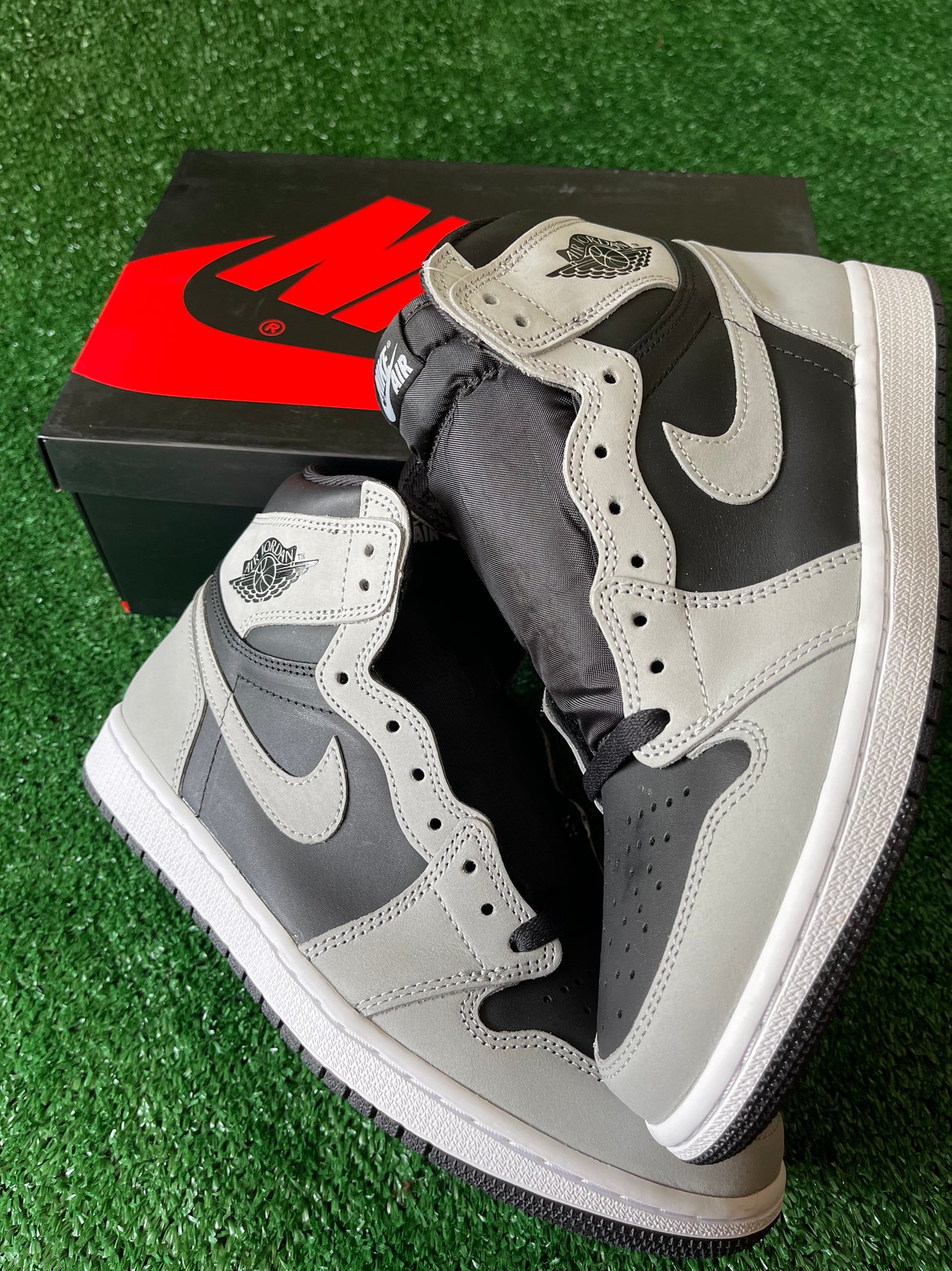 Air Jordan 1 Retro High "Shadow 2.0"