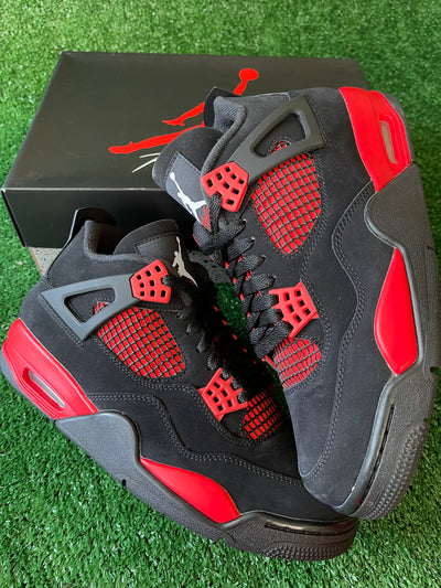 Air Jordan 4 Retro "Red Thunder"