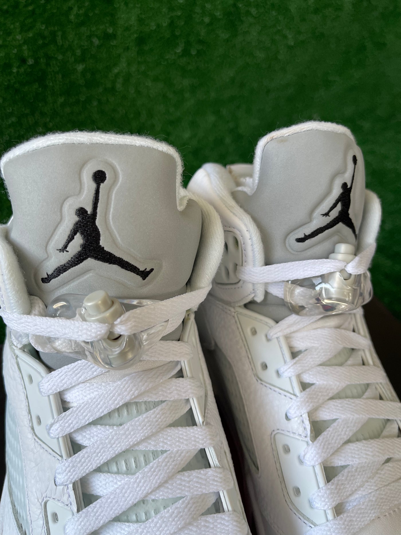 Air Jordan 5 Retro (2015) "Metallic White"