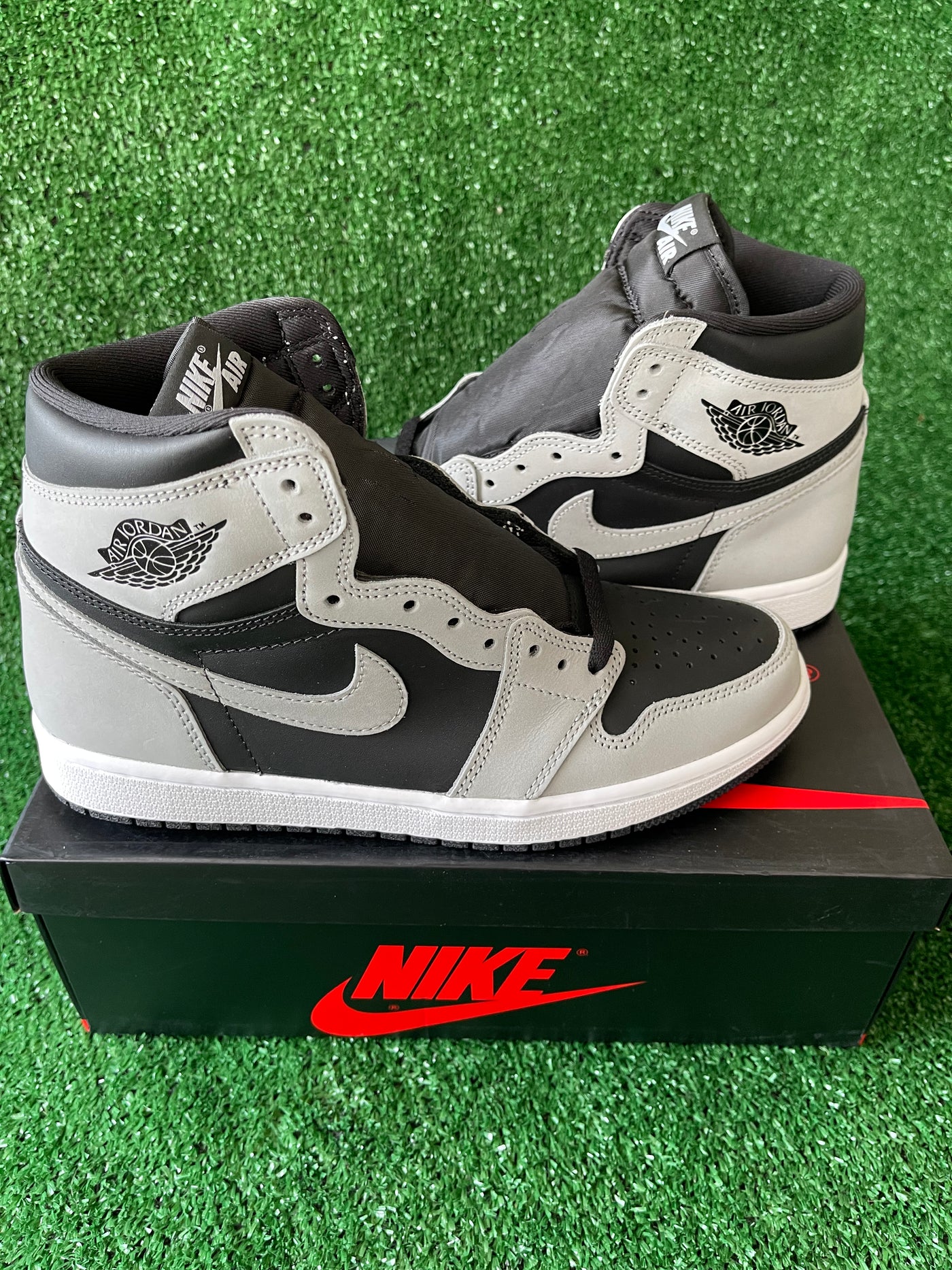 Air Jordan 1 Retro High "Shadow 2.0"