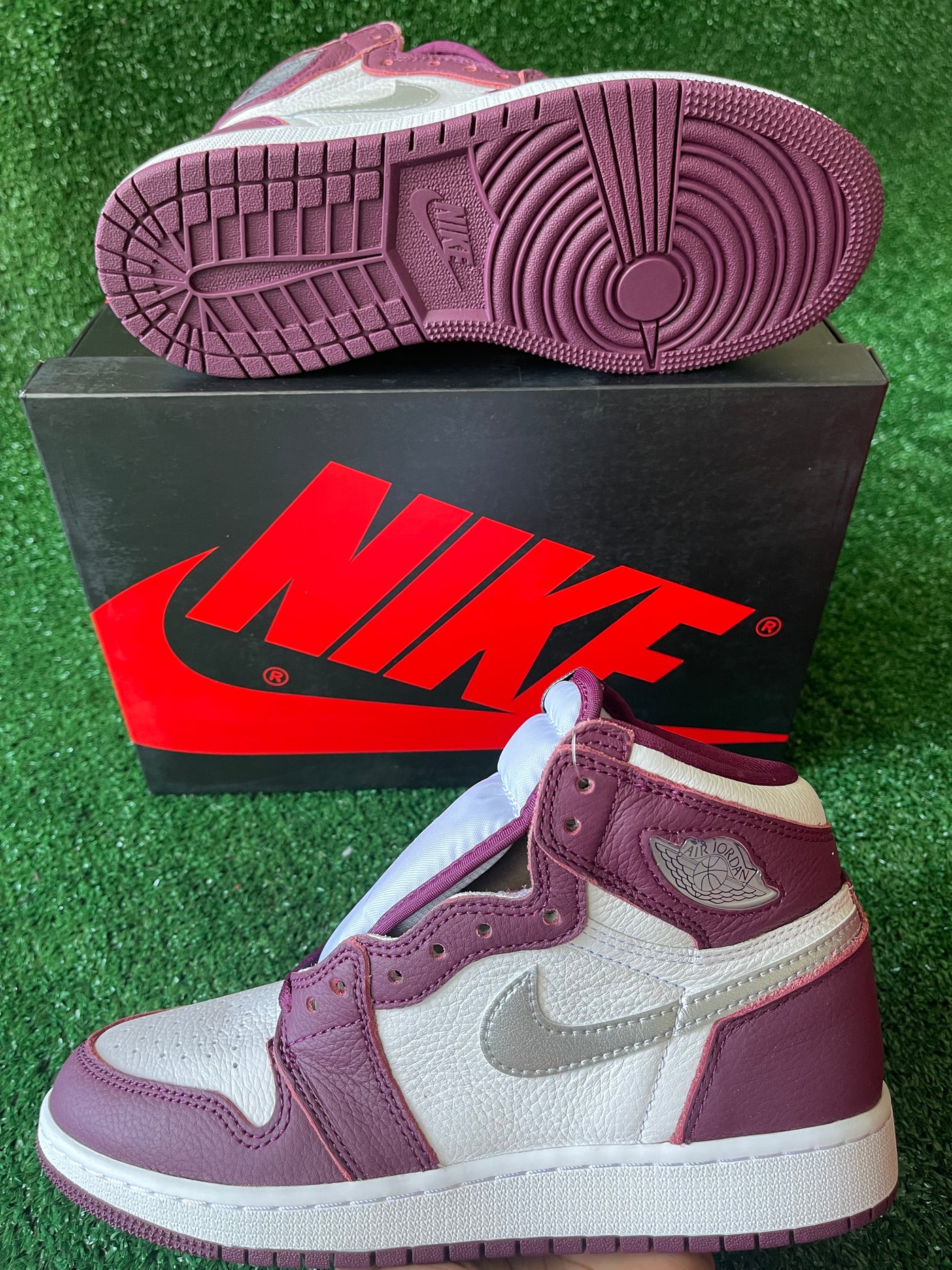 Air Jordan 1 Retro High GS "Bordeaux"