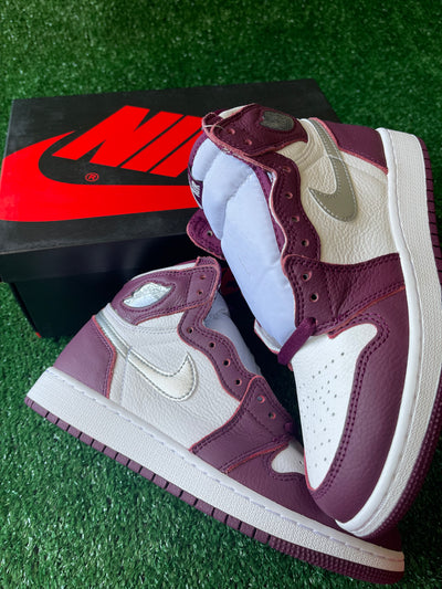 Air Jordan 1 Retro High GS "Bordeaux"